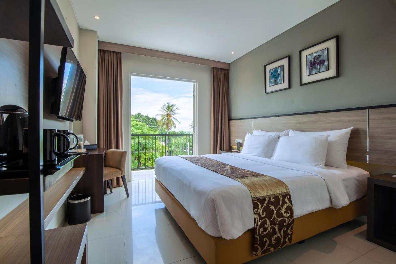 Montana Premier Senggigi Exterior foto
