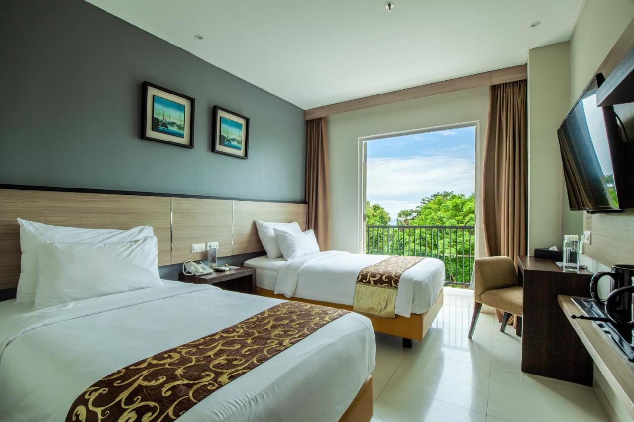 Montana Premier Senggigi Exterior foto