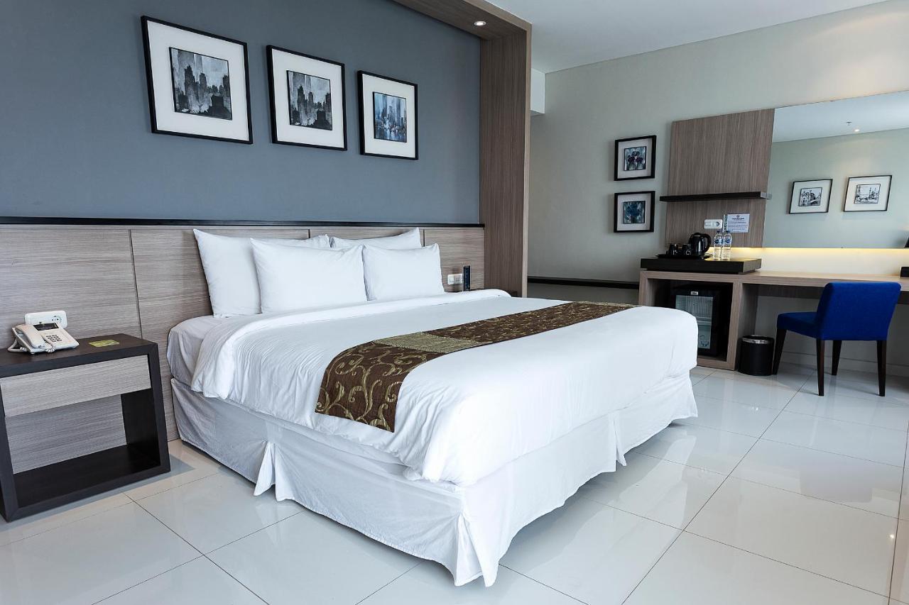Montana Premier Senggigi Exterior foto